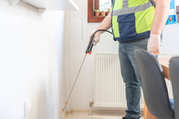 Best Best Pest Control Companies  in Middleburg Heights, OH